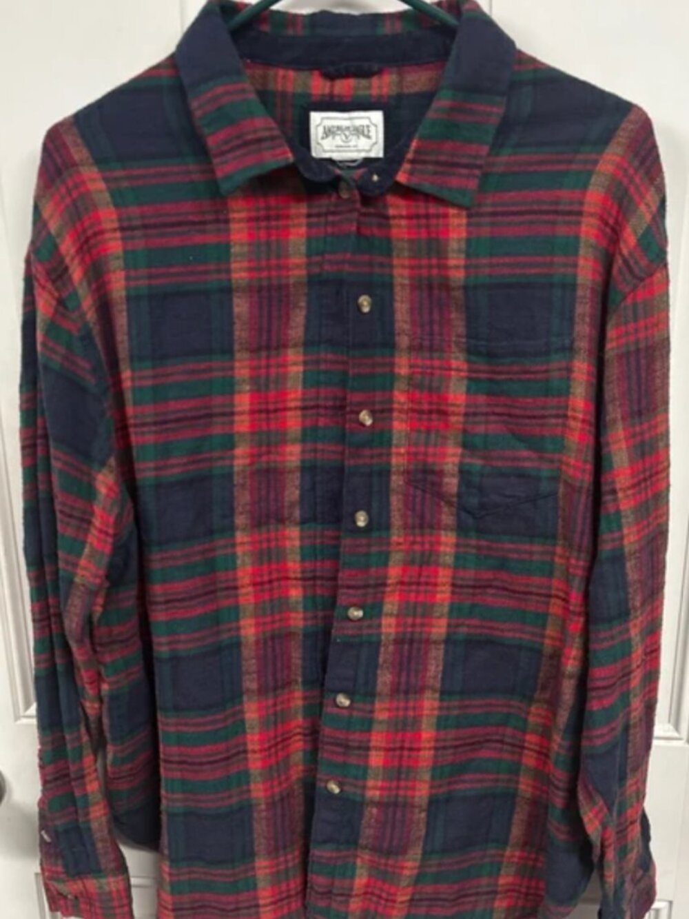American Eagle Red & Navy Plaid Flannel — Medium
